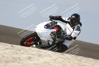 media/Nov-02-2025-Lets Ride (Sun) [[f7a3caa734]]/B Group/1120am (Turn 2 Inside)/